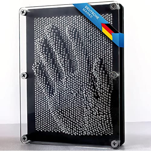 Entdecke die faszinierende Welt der 3D Nagelbilder mit dem GOODS+GADGETS Pinart Bild - ein einzigartiges Retro Spielzeug und Deko-Bild für dein Zuhause!